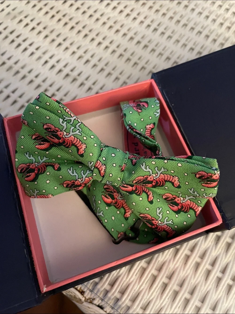 Vineyard Vines Green Lobster Print Kids Bow Tie